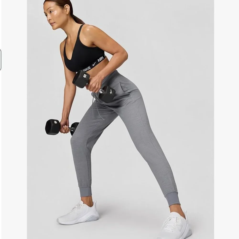 Nike Women's Therma-Fit One High-Waisted 7/8 Joggers - Picture 2 of 4